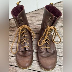 DR. MARTENS TEHANI LACE UP BROWN LEATHER BOOT WOMEN’S SIZE 10 GOOD CONDITION
